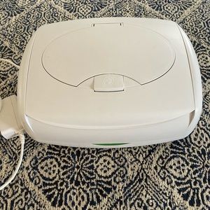 Wipe warmer